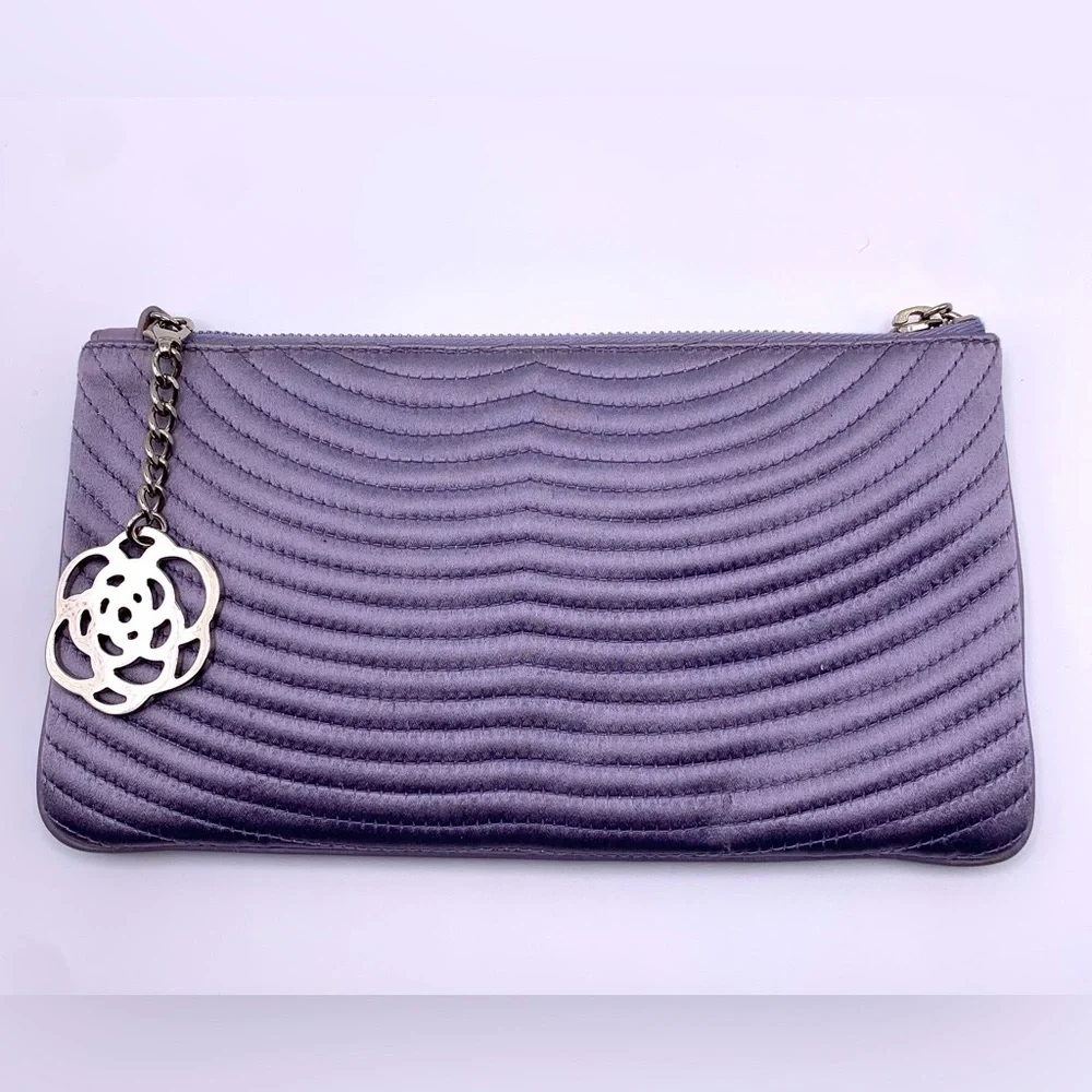 Chanel Camellia Charm Pochette - Vintage - Picture 7 of 7